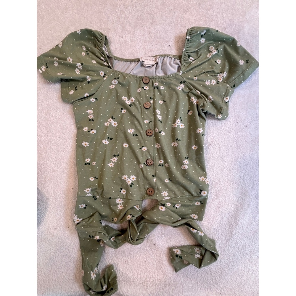 Emma‎ & Elsa Girls Sage Green Floral Daisy 2 Piece Top and Shorts Set 10/12 M